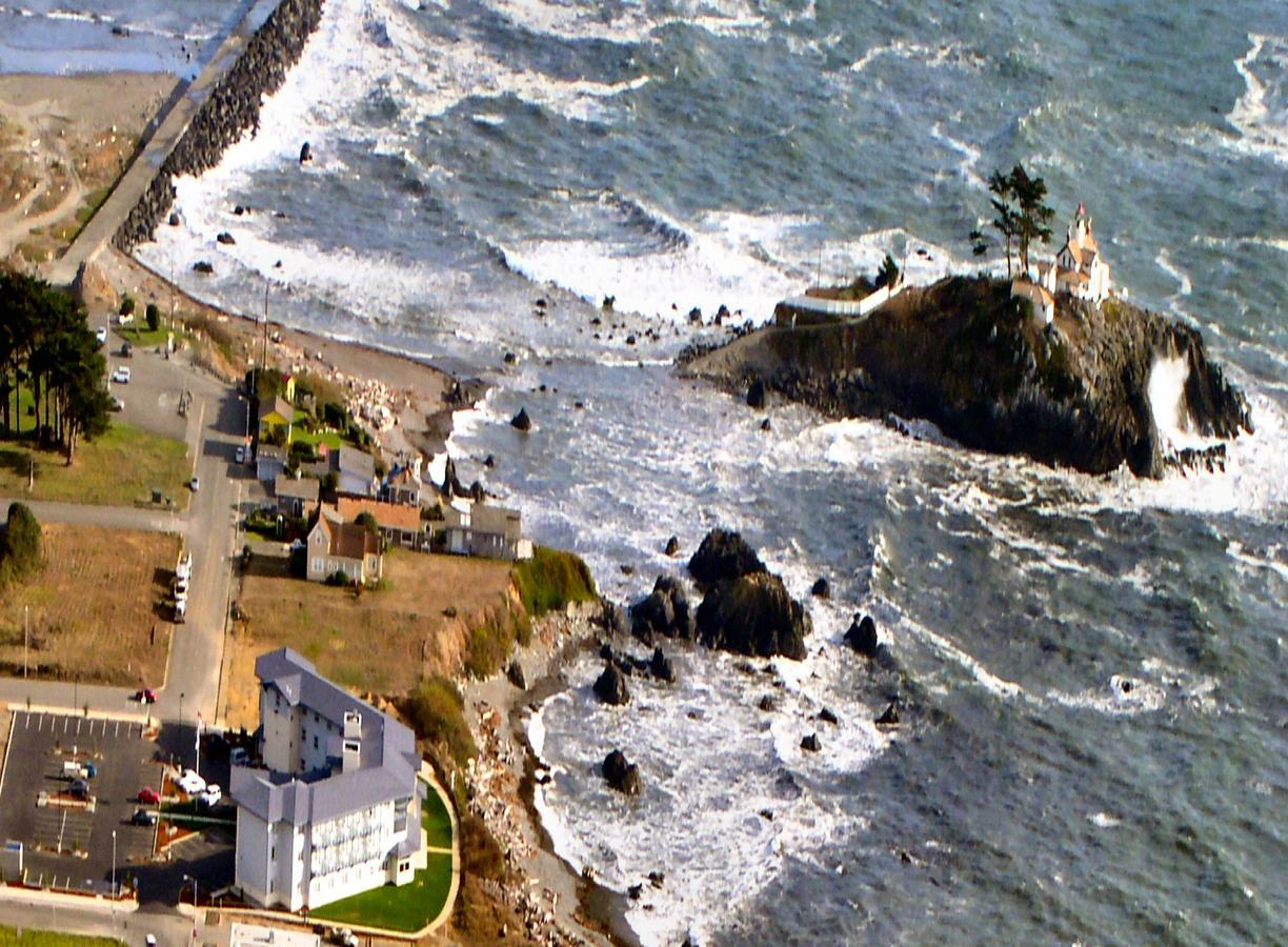 Oceanfront Lodge Crescent City Exterior photo