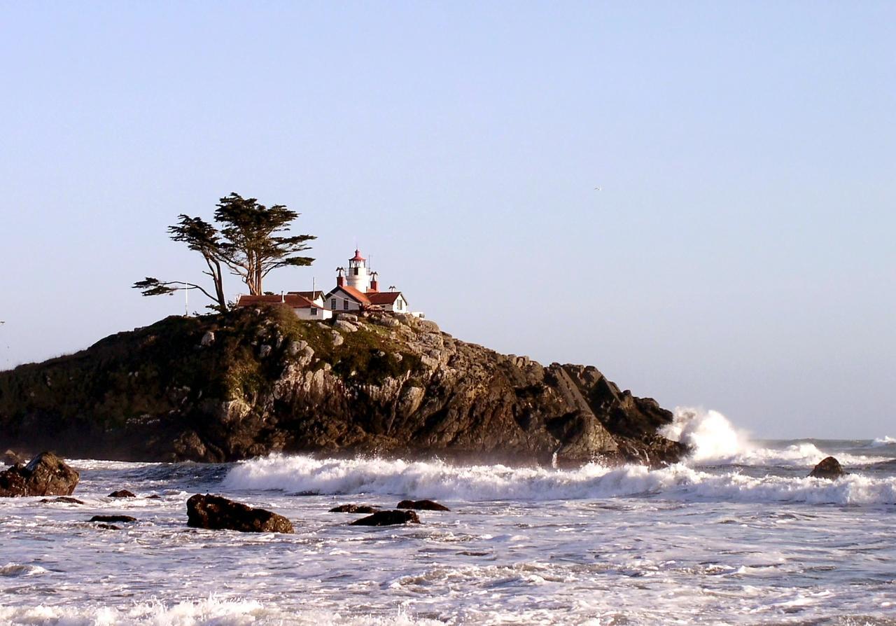 Oceanfront Lodge Crescent City Exterior photo